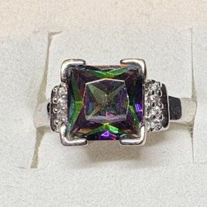 2CT Mystic Topaz ring with white topaz accents